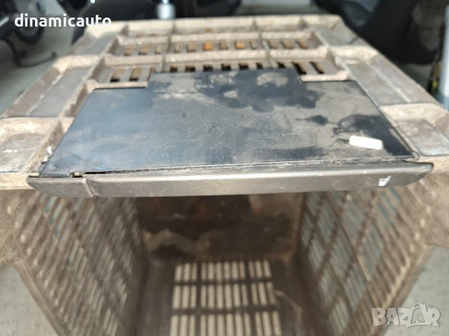 Поставка чаши Volkswagen Passat 3B1 858 569 CD