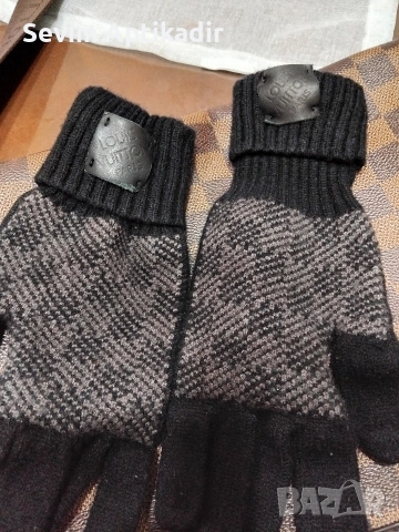 Оргинална чанта със оргинални ръкавици Louis Vuitton , снимка 2 - Чанти - 53256910