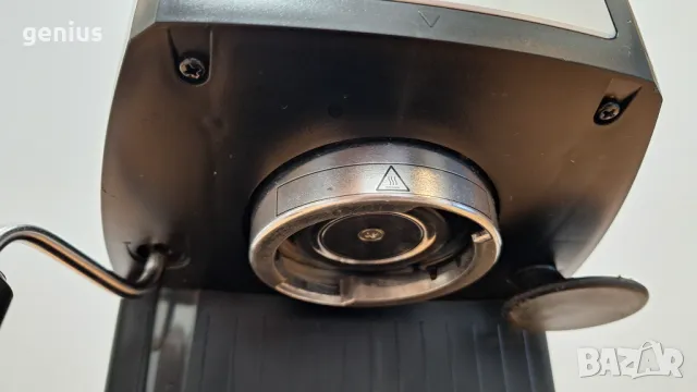 Кафемашина Делонги Delonghi ec153b, снимка 4 - Кафе машини - 47867257