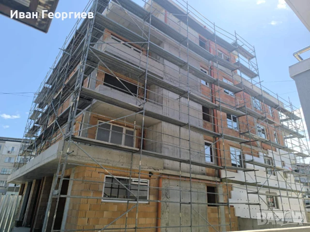 Фасадно скеле Пери под наем