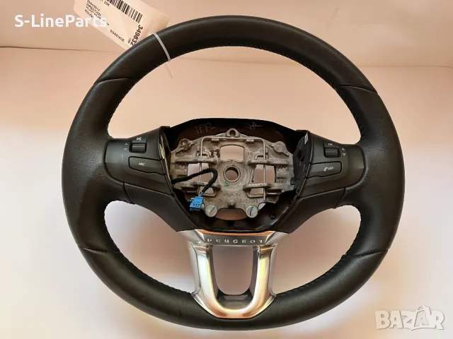 Оригинални кожени Мулти волани Peugeot 208 Пежо pejo, снимка 2 - Части - 47677660