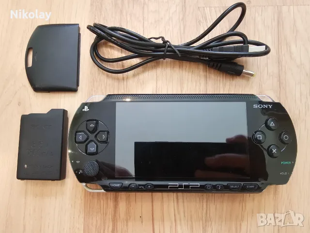 Playstation Portable - 1004 / За смяна на батерия, снимка 2 - PlayStation конзоли - 56180099