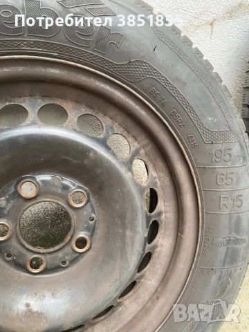 Зимни гуми 195/65/15 с джанти и тасове за Mercedes-Benz, снимка 4 - Гуми и джанти - 51872486