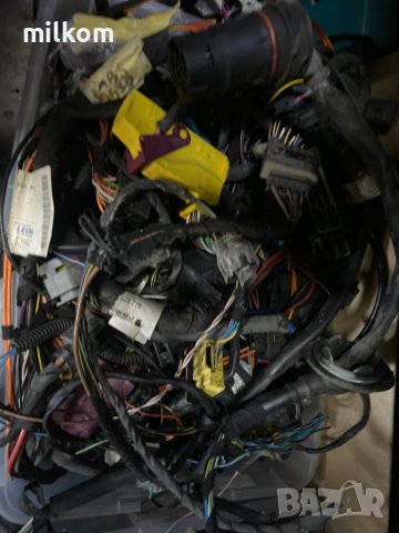 Инсталация , букси и кабели за всякакви мерцедеси ц класи е класи цлк цлц r class ml и други, снимка 1