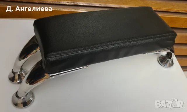 Маникюр, поставка за ръце 