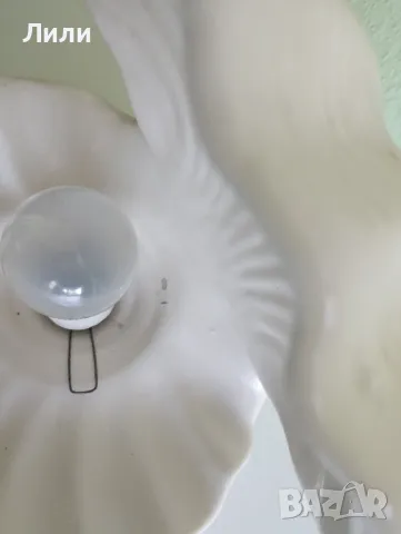Ретро настолна лампа от 70-80г. с формата на бяла мида, снимка 10 - Настолни лампи - 50152354