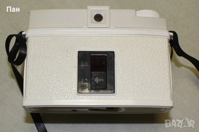 Култов фотоапарат Diana F+ Edelweiss, снимка 3 - Фотоапарати - 54152469