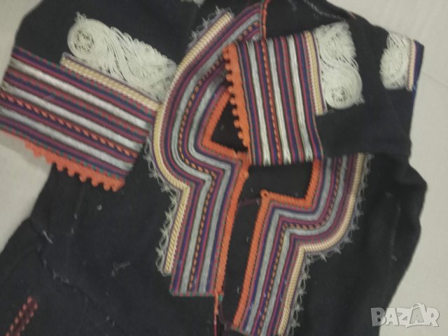 Продавам носия -сая .Сърма  гайтан..., снимка 2 - Други ценни предмети - 30786680