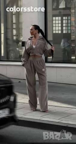 Дамски кадифен сет MOOD cappuccino