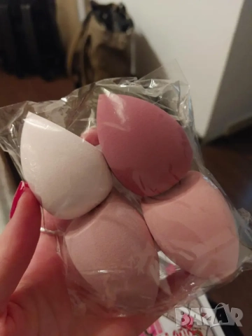 Комплект от 4 бр. тампони за нанасяне на грим , снимка 8 - Комплекти и лотове - 51802229