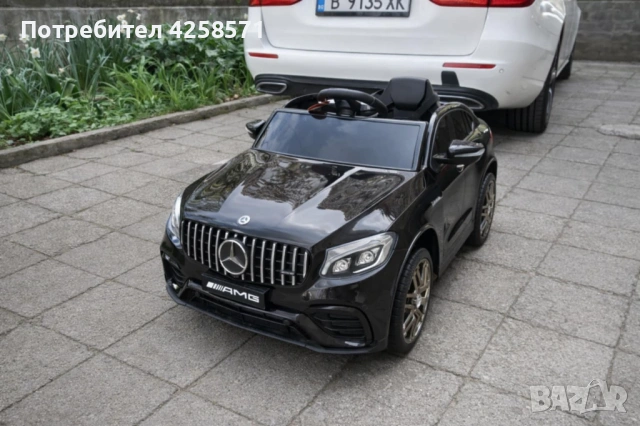 Детска акумулаторна кола Мерцедес AMG
