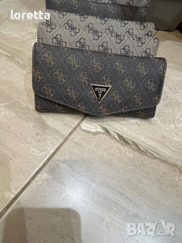Портфейли Guess , снимка 6 - Портфейли, портмонета - 52436359