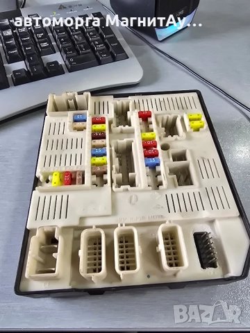 284B61871R Бушониера RENAULT MEGANE III, снимка 2 - Части - 52209155