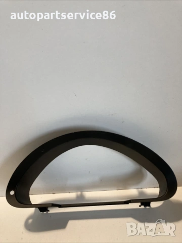 Рамка за скоростомер за Mercedes W211 (2007) A2116890539