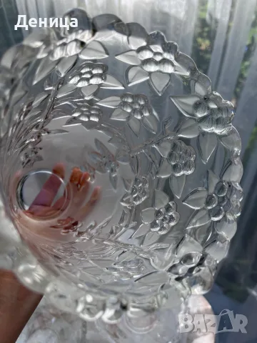Ваза от Walther Glas от серията Carmen Satin с красив релефен  дизайн от матово и прозрачно стъкло, снимка 15 - Вази - 56218918