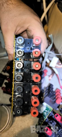 Врътки изходни клеми за усилватели рисивъри , снимка 3 - Ресийвъри, усилватели, смесителни пултове - 50987077