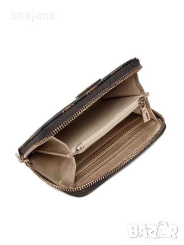 Портмоне Guess за 55лв от 129лв, снимка 3 - Портфейли, портмонета - 51940010