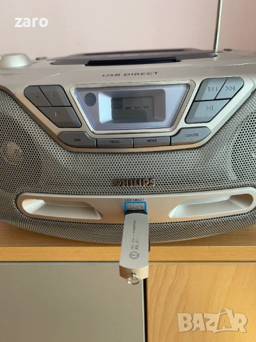 Радиокасетофон с CD Philips, снимка 2 - Радиокасетофони, транзистори - 54312226