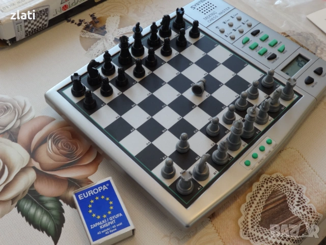 Продавам електронен шах Talking Chess Master – Krypton Systema с гласова обучителна система, снимка 7 - Шах и табла - 53885712