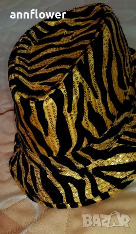Тигрова шапка с паиети, снимка 5 - Шапки - 34042278