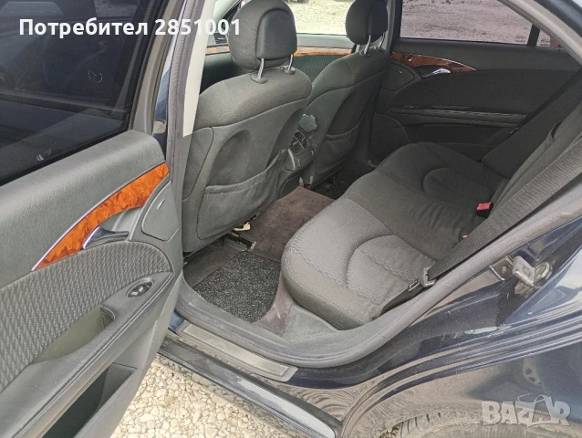 Мерцедес Е220CDI, снимка 7 - Автомобили и джипове - 50472351
