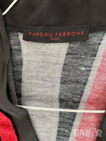 Рокля Sandro Ferrone - S-M размер, снимка 2 - Рокли - 44358488