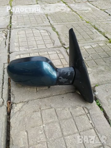 Дясно ел.огледало за Рено Меган , снимка 1