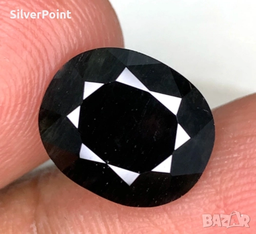 Черен сапфир голям 