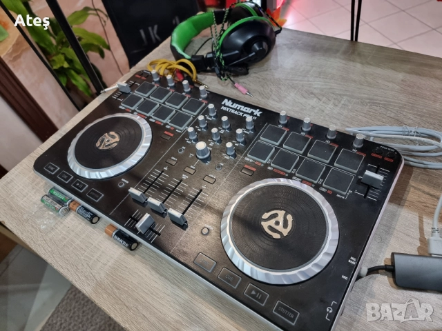 Numark Mixtrack pro 2