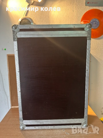 голям куфар за оборудване