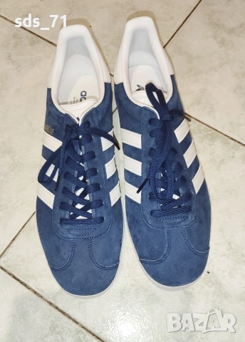 Чисто нови Adidas Gazelle blu navy N44 28.5 подметка 120лв 