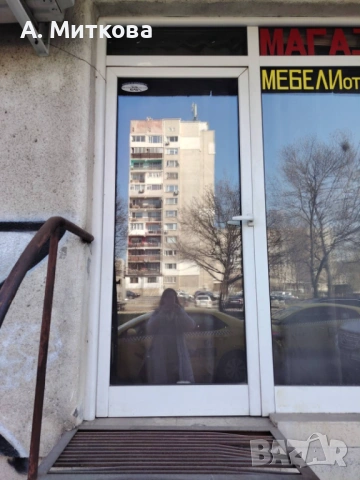 Продавам Витрина за магазин и стълбичка, снимка 4 - Витрини - 53970366