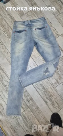 Продавам накъсани дамски светли дънки, снимка 6 - Дънки - 50202188