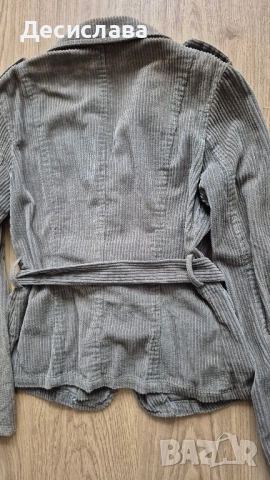Дамско сако/ връхна дреха, снимка 4 - Якета - 52024236