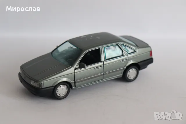 1:43 GAMA VW PASSAT КОЛИЧКА МОДЕЛ ИГРАЧКА, снимка 1 - Колекции - 49271694