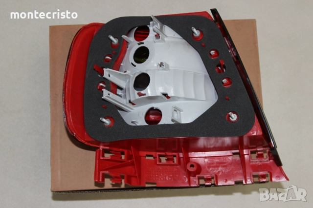 ✔️НОВ Десен стоп Audi A4 B5 седан facelift (1999-2001г.) 8D0945096G, снимка 5 - Части - 51816383