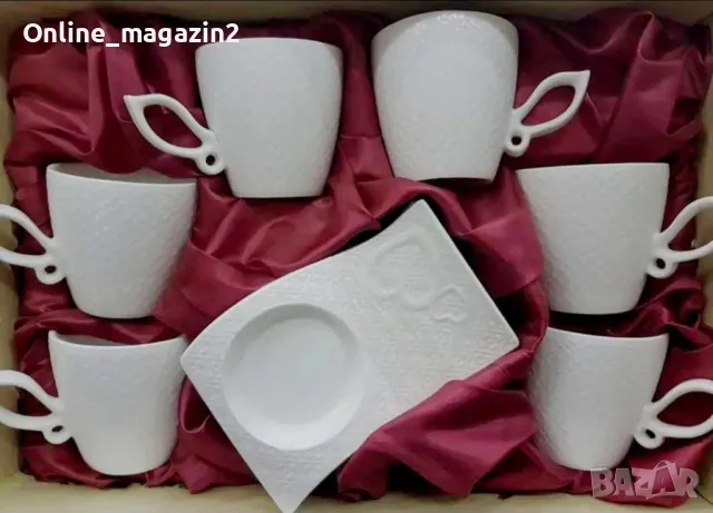 Порцеланов комплект от 12 части с инициали сърца, снимка 1