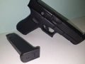 Газов пистолет Umarex Glock 17 Gen5 BLK 9mm P.A.K 17R, снимка 3