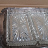 Посребрен поднос със стъклени купи, снимка 2 - Антикварни и старинни предмети - 40281783