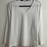 Еластична много мека блуза с дълъг ръкав в бяло, снимка 1 - Блузи с дълъг ръкав и пуловери - 42914456