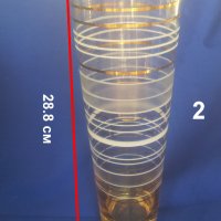 Две различни вази калиево стъкло от едно време, снимка 3 - Антикварни и старинни предмети - 29876470