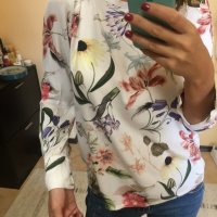 Дамска блуза на цветя, снимка 2 - Блузи с дълъг ръкав и пуловери - 30260173