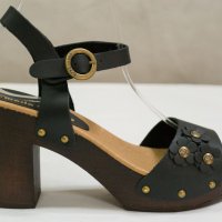 Дамски кожени сандали в черно марка Maria Barcelo , снимка 3 - Сандали - 38471103