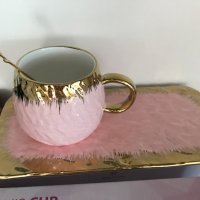 Луксозен порцеланов сет за кафе или чай, снимка 1 - Чаши - 37652209