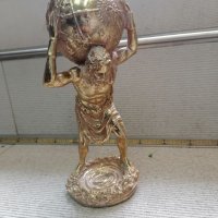 Продавам статуетка Атлас! , снимка 1 - Декорация за дома - 40367715