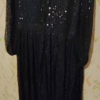 Официална черна рокля с пайети 
