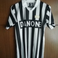 Juventus 1992 1993 1994 тениска фланелка Ювентус Ретро Vintage размер М, снимка 1 - Тениски - 42026496