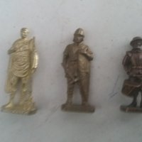 Метални фигурки - войници от Киндер яйца, снимка 2 - Антикварни и старинни предмети - 44151040