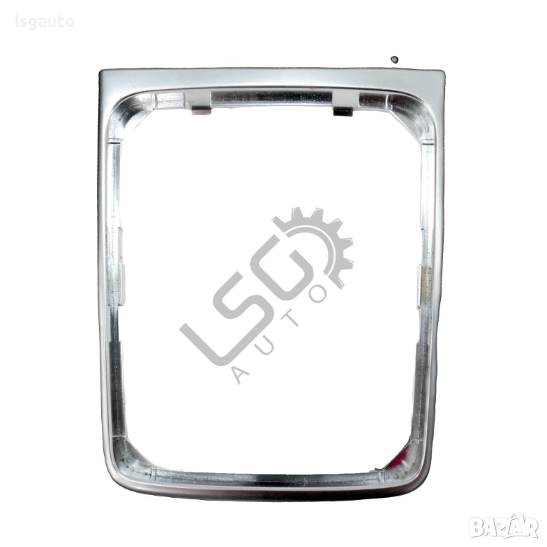 Лайсна около скоростен лост Volkswagen Passat (B7) 2010-2014 ID: 154308, снимка 1