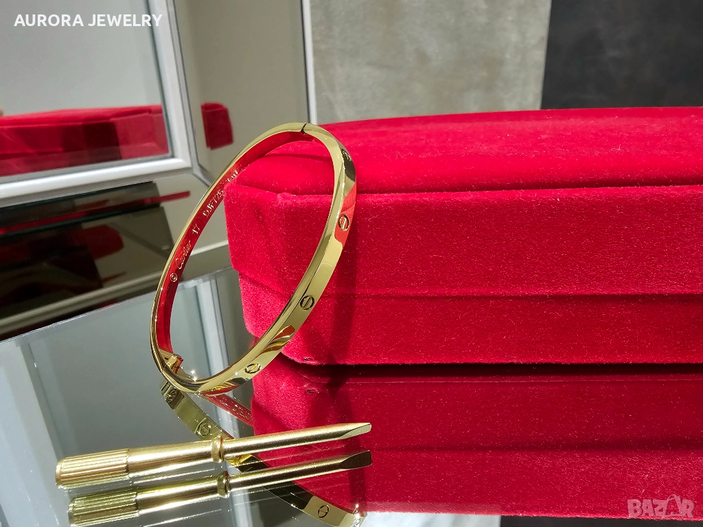 CARTIER Gold Love Classic Small Model Гривна с Отверка, снимка 1